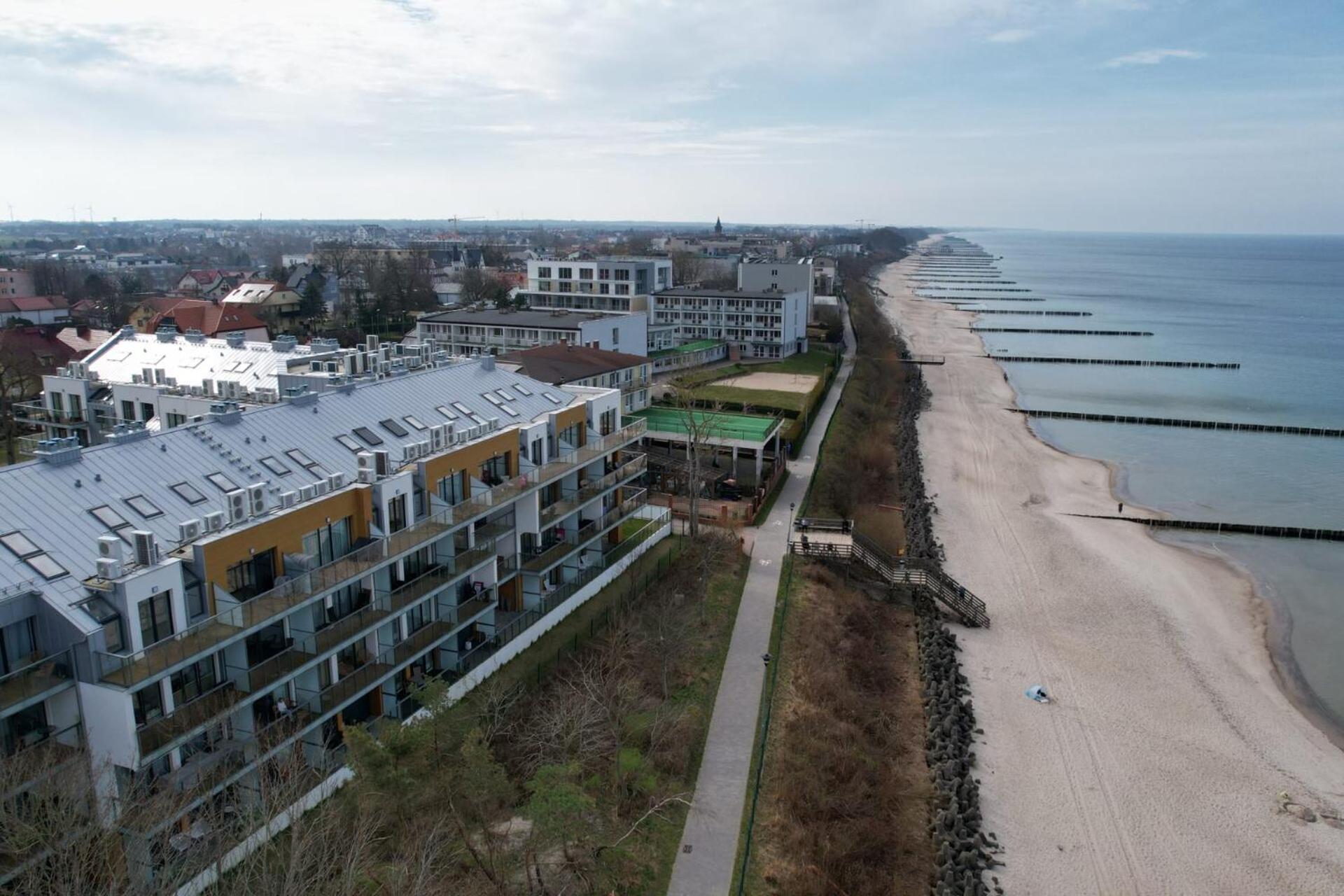 Apartament Z Widokiem Na Morze- Ustronie Apartments Nadmorski Luksus Apartamenty Ustronie Morskie Dış mekan fotoğraf