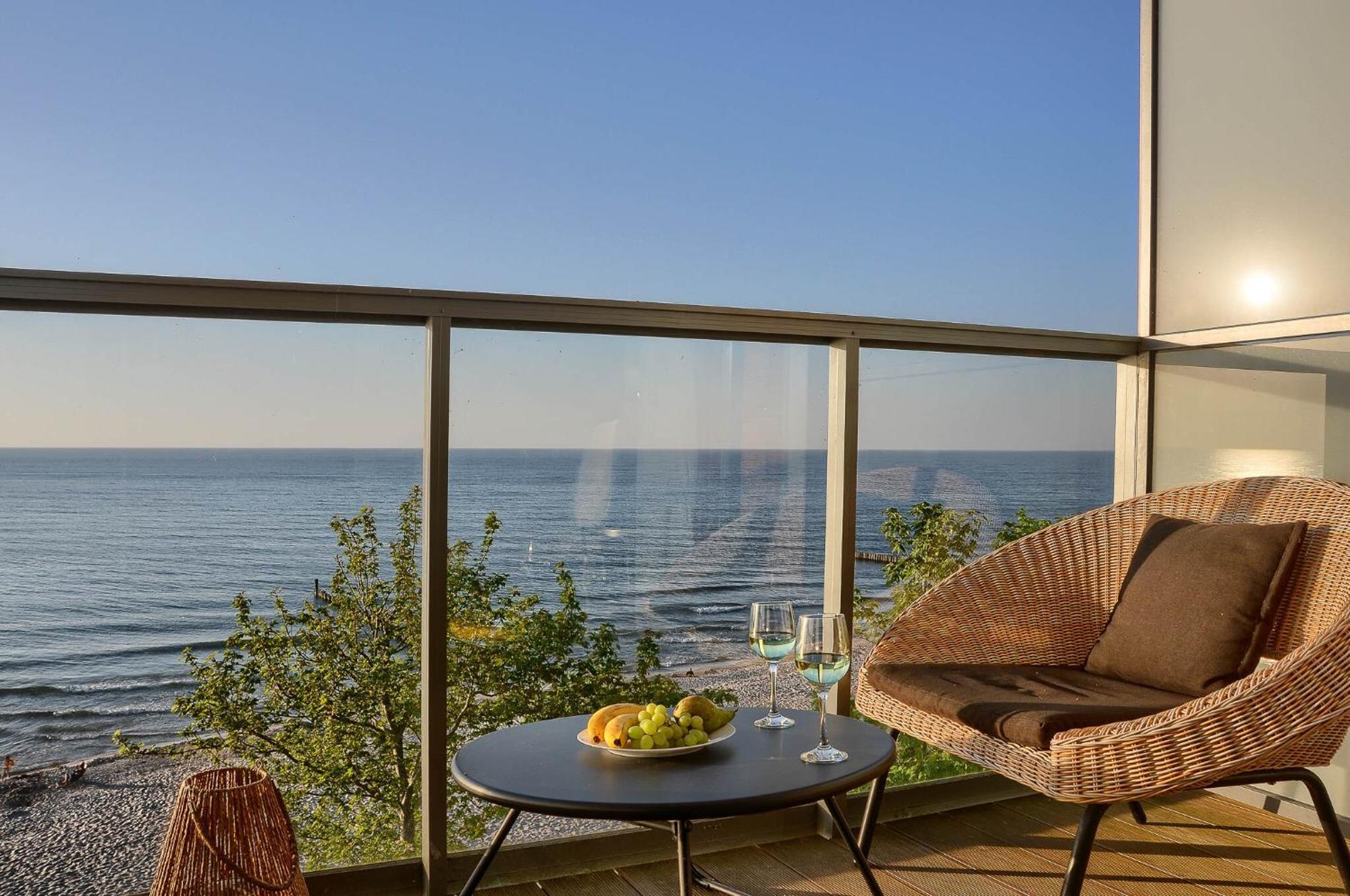 Apartament Z Widokiem Na Morze- Ustronie Apartments Nadmorski Luksus Apartamenty Ustronie Morskie Dış mekan fotoğraf