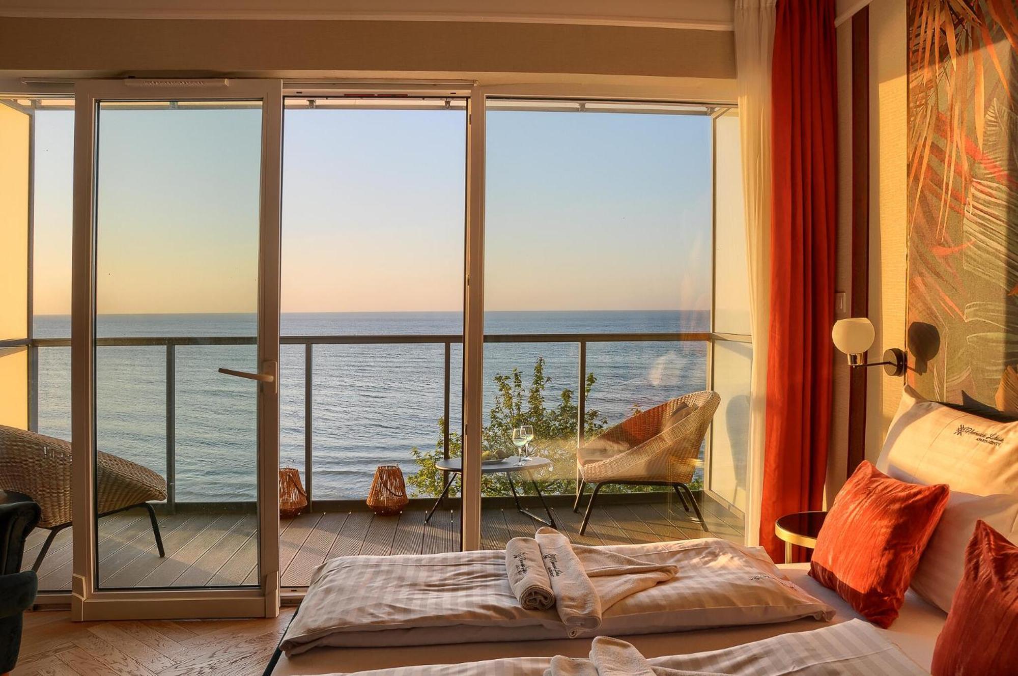 Apartament Z Widokiem Na Morze- Ustronie Apartments Nadmorski Luksus Apartamenty Ustronie Morskie Dış mekan fotoğraf